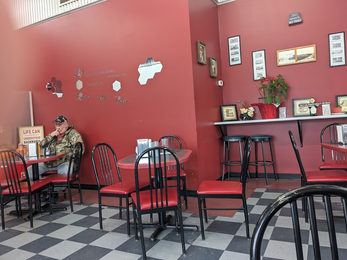 The Metal Kettle Photos 2